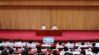 学习贯彻党的二十届三中全会精神中央宣讲团湖北报告会举行